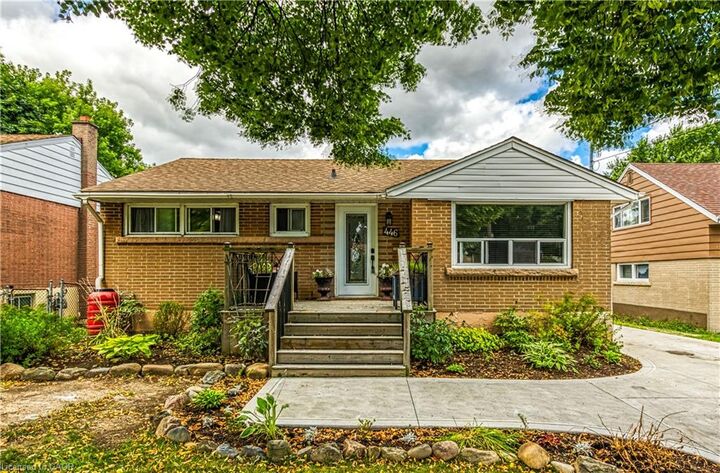 446 East 36th Street  Hamilton ON L8V 4A5 photo