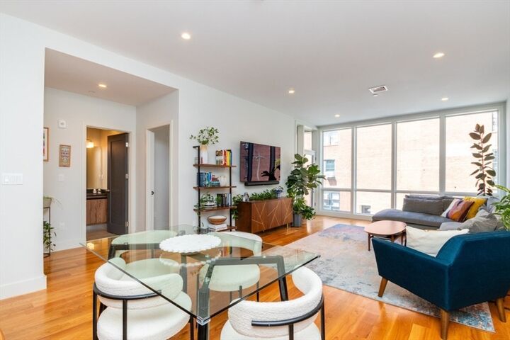 Property Photo: 533 E 2nd St 101 MA 02127