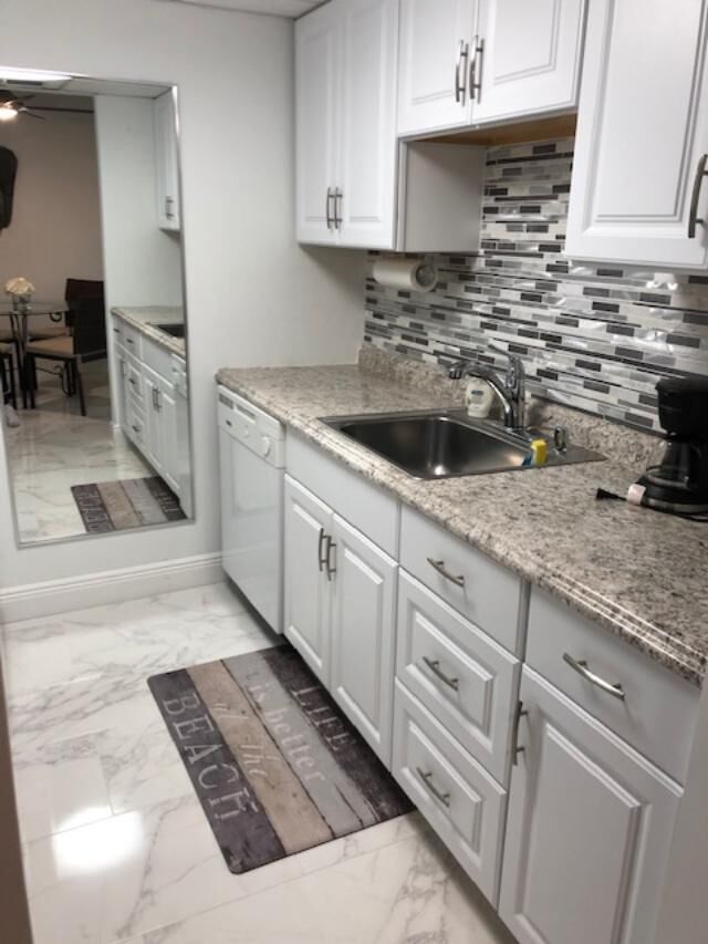 Property Photo: 1131 SE 4th Street 206 FL 33435