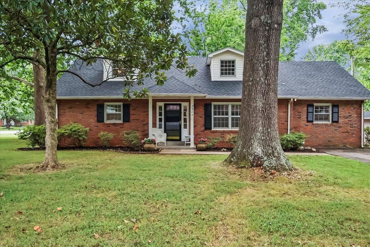 Property Photo:  2505 Mohawk Drive  KY 42104