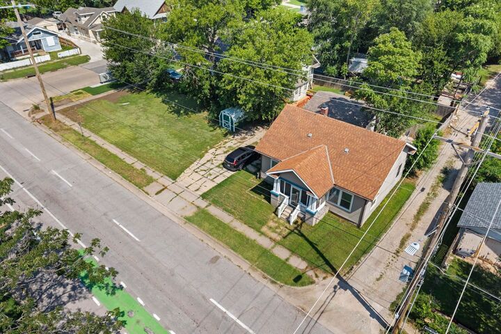 Property Photo: 2318 E 1st St N KS 67214