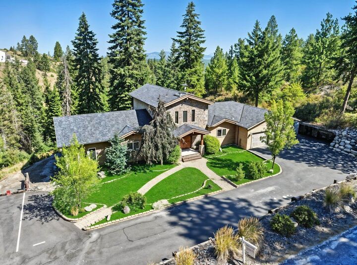 Property Photo: 10505 E Grouse Mountain Ln WA 99206
