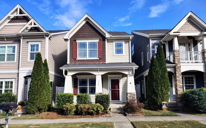 919 Branch Line Lane  Apex NC 27502 photo