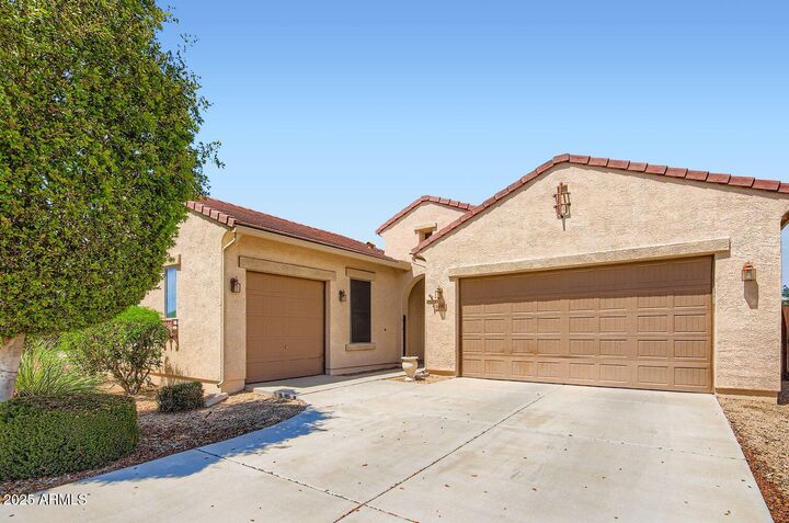 Property Photo: 16192 W Berkeley Road AZ 85395