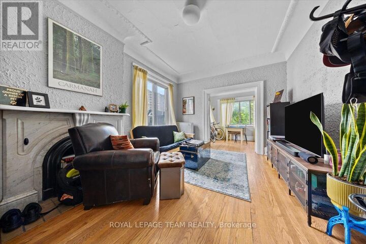 Property Photo:  479 Cooper Street  ON K1R 5H8 
