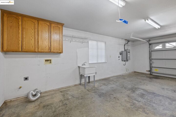 Property Photo: 17538 Twin Oak Dr CA 95327