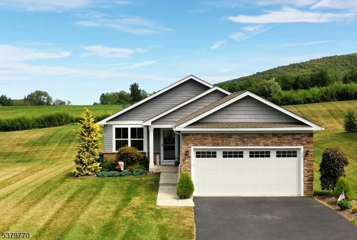 60 Coventry Rd  Hardyston Twp. NJ 07419 photo