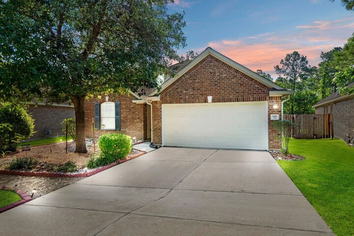 Property Photo:  146 S Star Ridge Circle  TX 77382 
