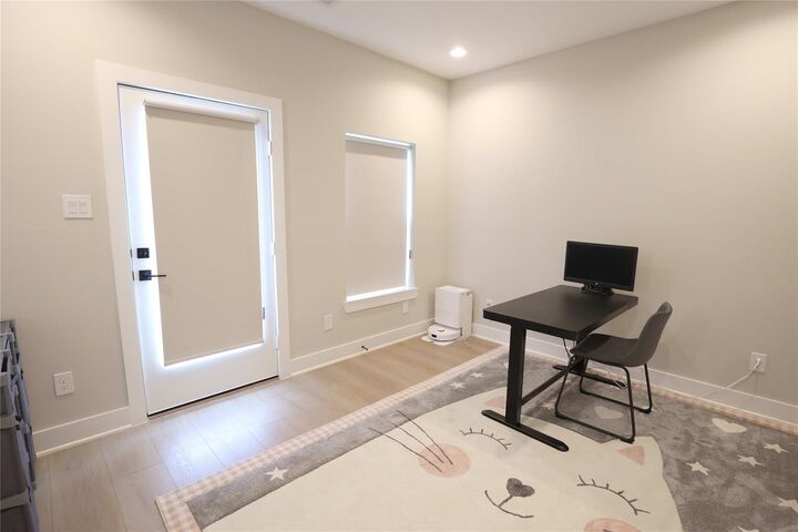 Property Photo: 4916 Brinkman Street TX 77018