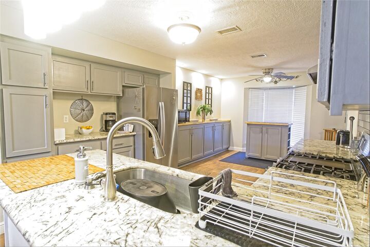 Property Photo:  5303 Lincoln Town Drive  TX 77493 
