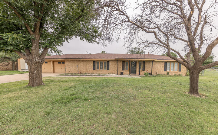 2605 N Cypress Road  Lubbock TX 79403 photo
