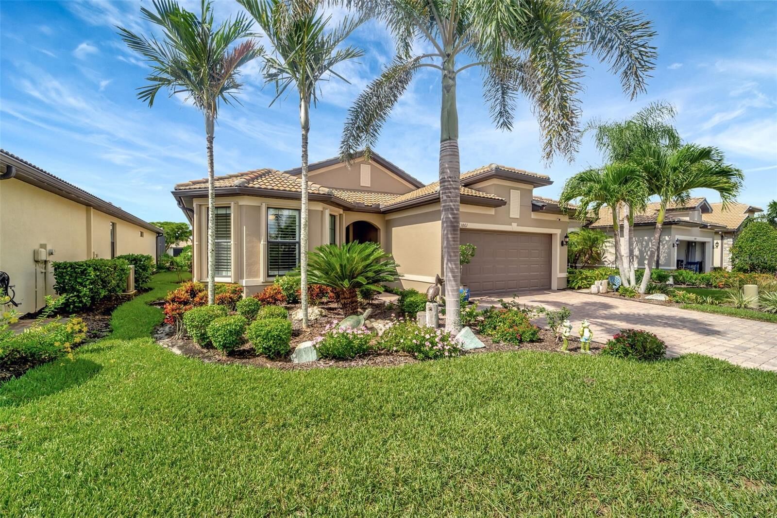 Property Photo: 13861 Karina Street FL 34293