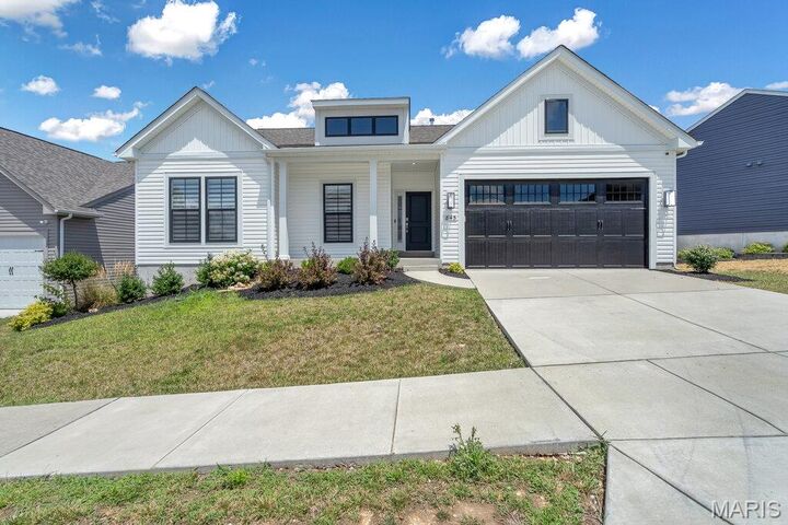 Property Photo:  845 Kingston Hills Court  MO 63026