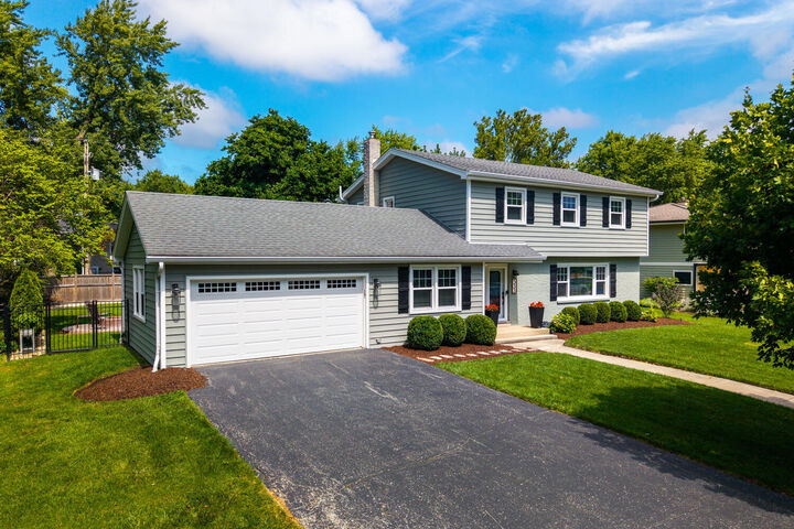 Property Photo: 533 Cypress Drive IL 60540