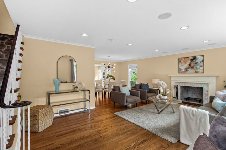 Property Photo:  3323 Harrison Street  IL 60201 