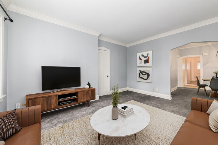 Property Photo:  5253 W Cullom Avenue  IL 60641 