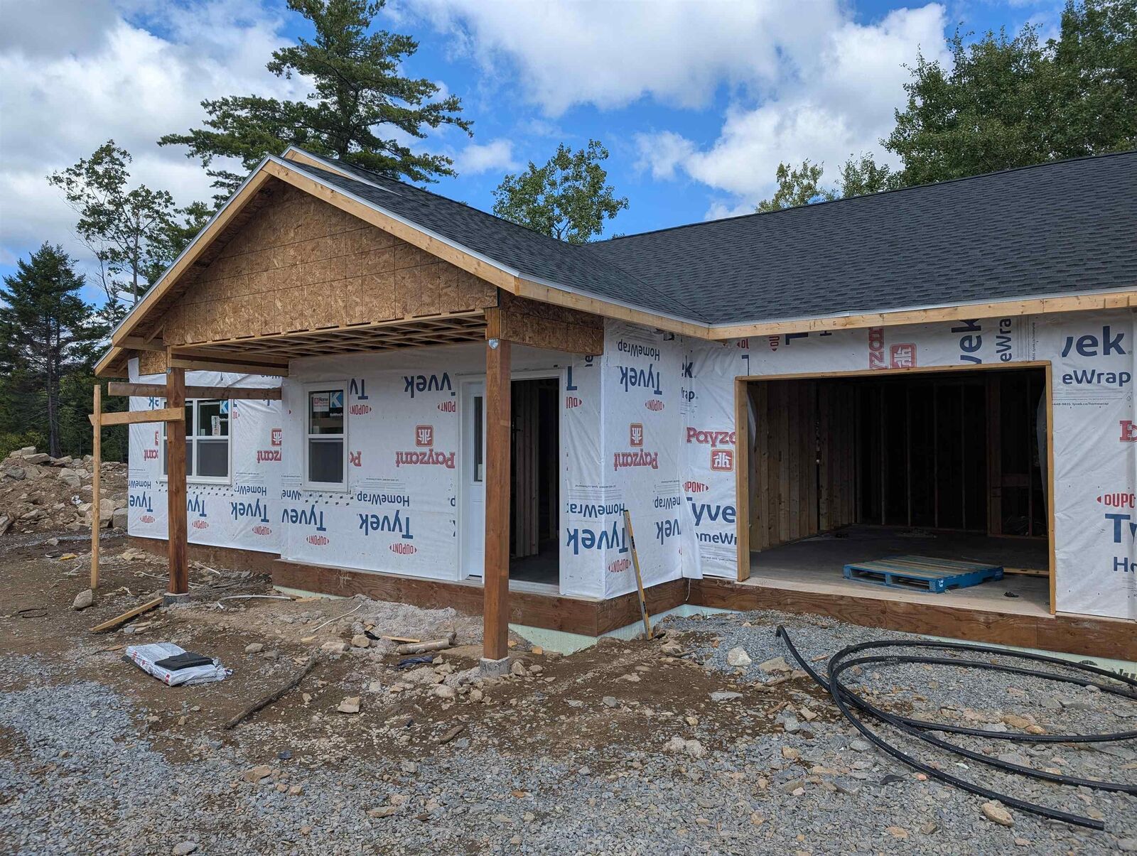 Property Photo:  6 Shadebush Walk  NS B4E 0X8 