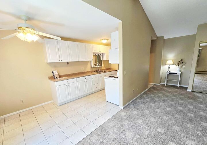 Property Photo:  704 Old Settlers Trail 5  MN 55343 
