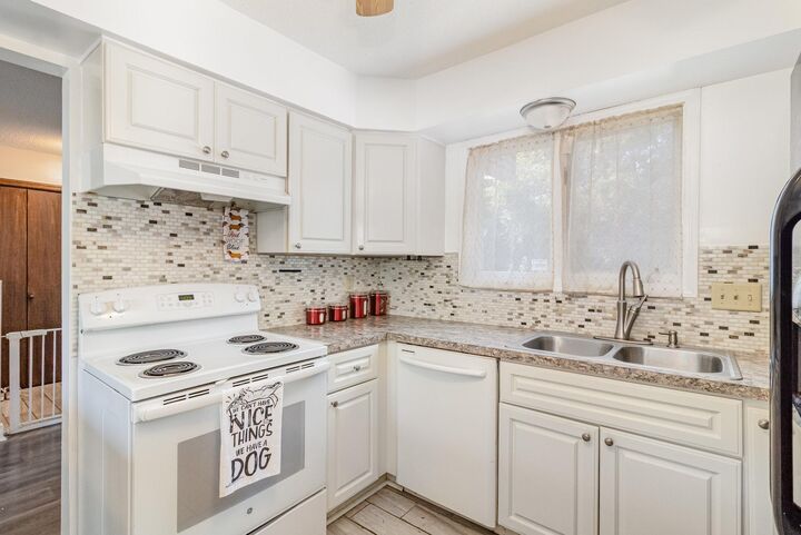Property Photo: 1753 Bluebill Drive MN 55122