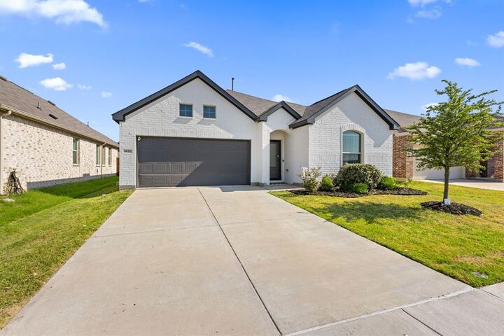 Property Photo: 3620 Milkweed Road TX 75071