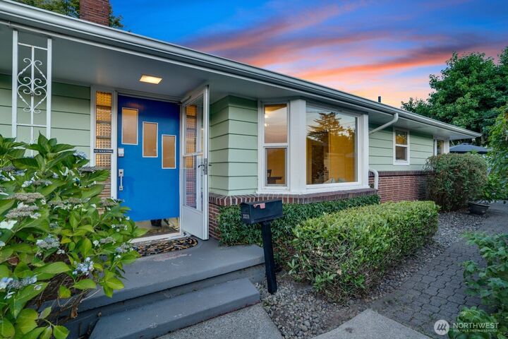 Property Photo:  3220 N 22nd Street  WA 98406 