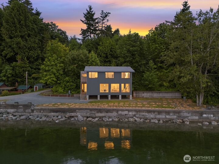 Property Photo:  4869  Mercer Road  WA 98232 