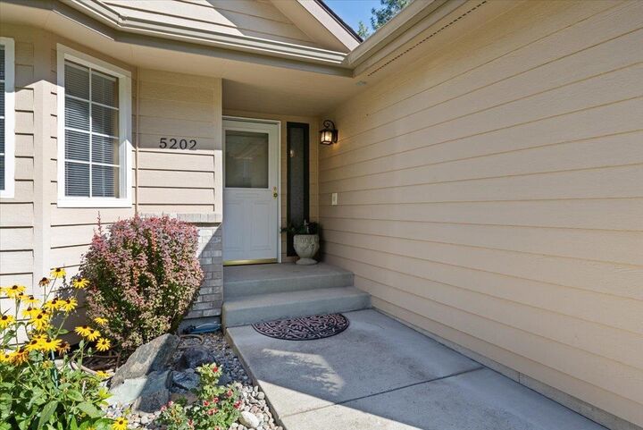 Property Photo:  5202 N Hutton View Ln  WA 99212 