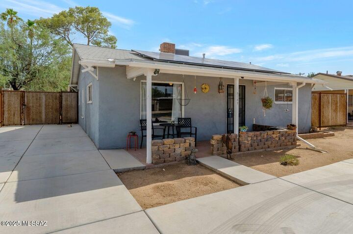 Property Photo:  3142 E 24th Street  AZ 85713 