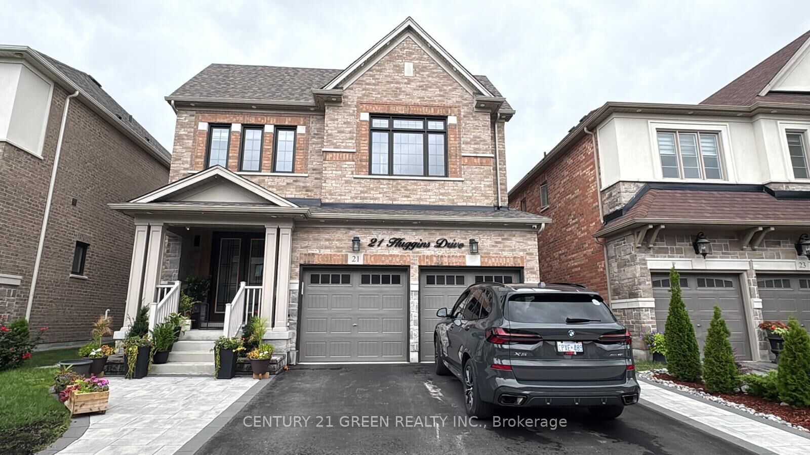 Property Photo: 21 Huggins Drive Bsmt ON L1P 0N4