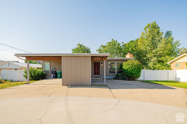 Property Photo:  777 W 300 N  UT 84015 