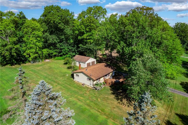 Property Photo: 939 Fredonia Rd PA 16130