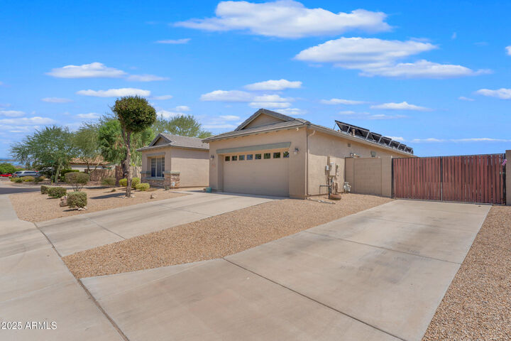 Property Photo:  18425 W Georgia Avenue  AZ 85340 