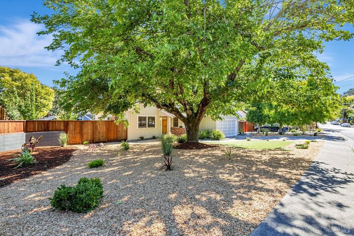 Property Photo:  475 Pinewood Drive  CA 94903 