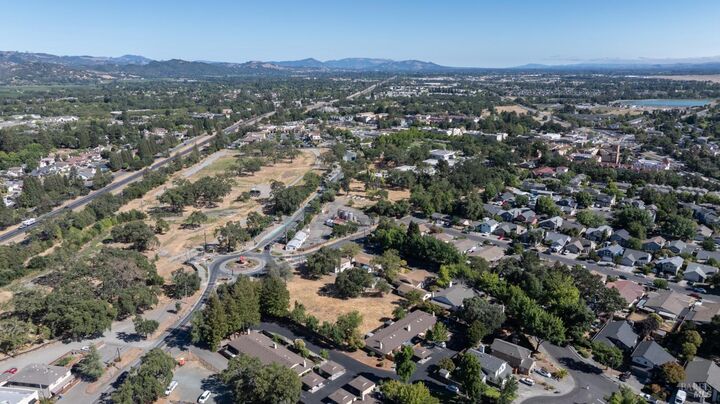 Property Photo: 9551 Old Redwood Highway CA 95492