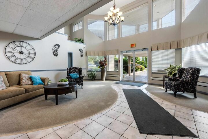 Photo de la propriété:  7685 Amber Drive 204  BC V2R 3P3 