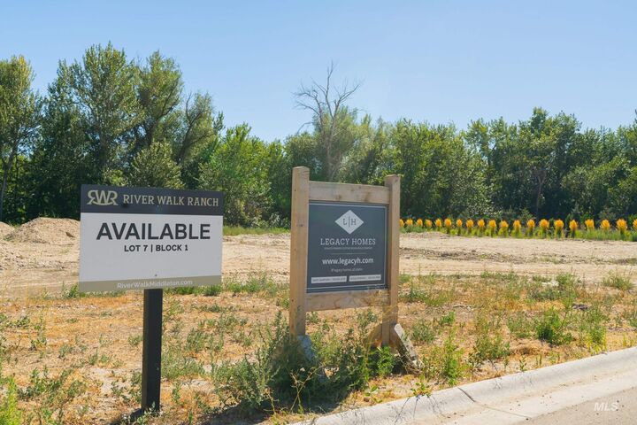 Property Photo:  623 Watkins St  ID 83644 