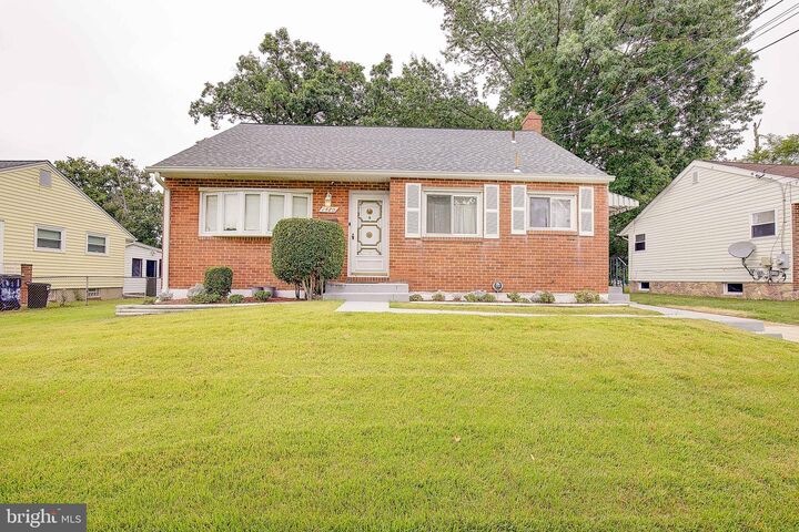 1420 Colony Road  Oxon Hill MD 20745 photo