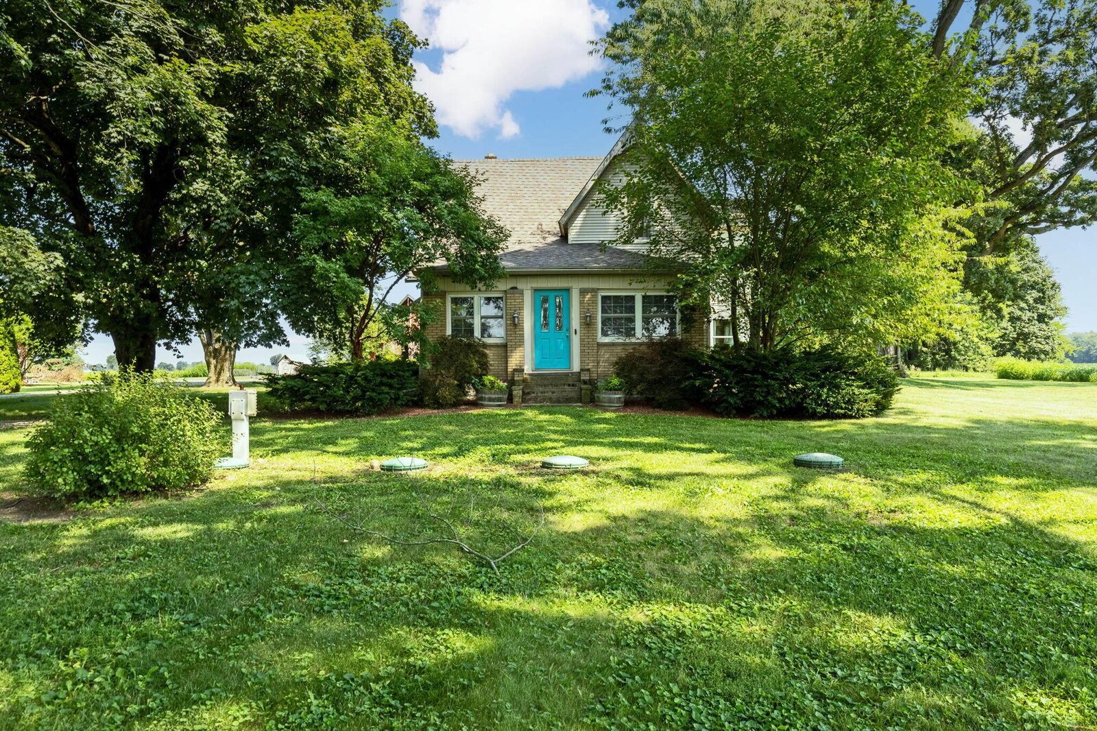 Property Photo:  5486 Caledonia Mud Pike  OH 43314 