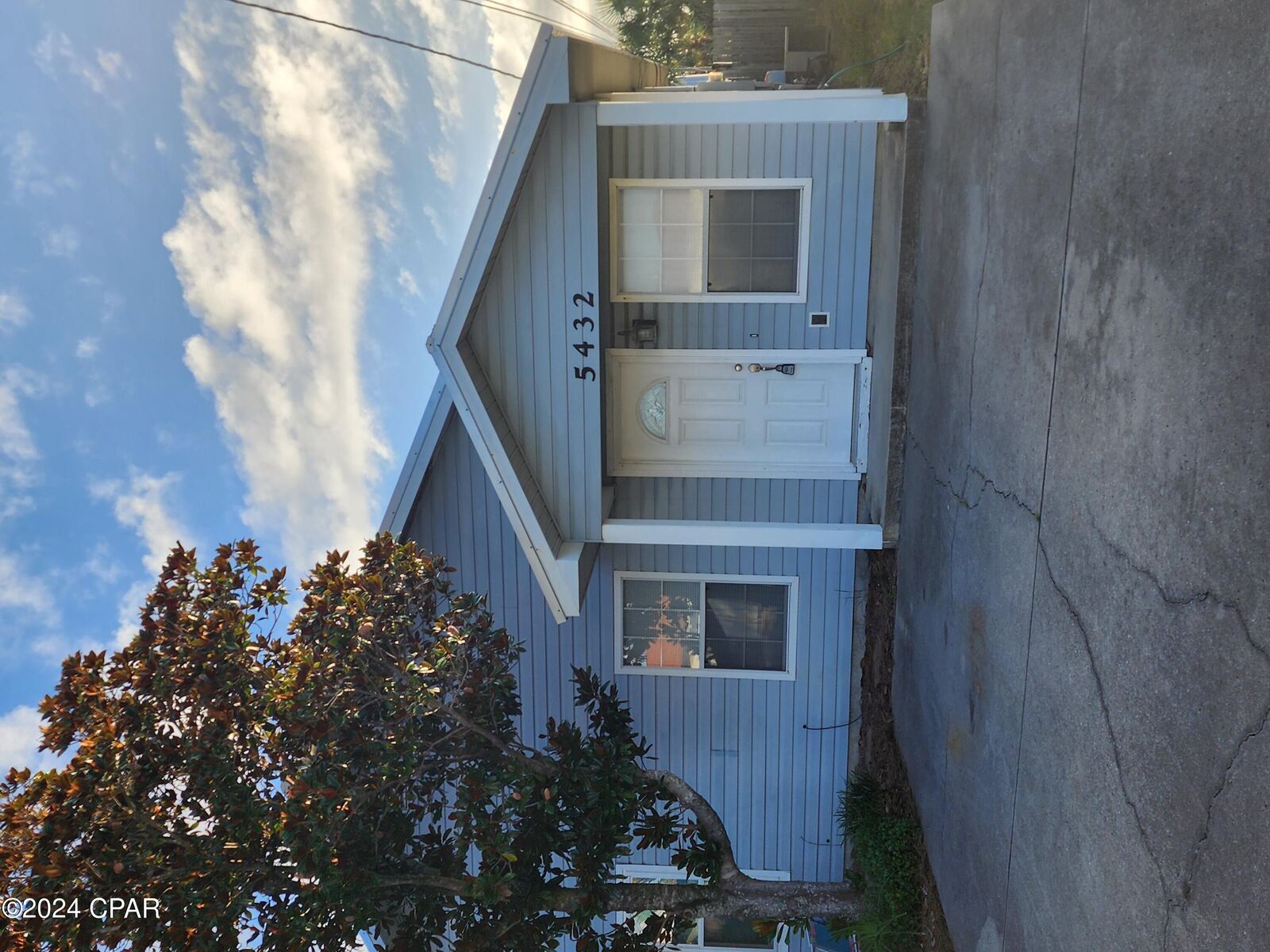Property Photo: 5432 Sunset Avenue FL 32408