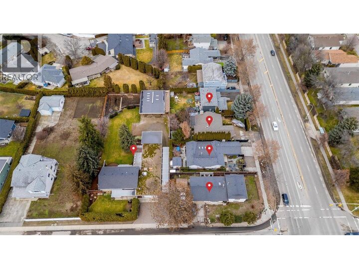 Property Photo: 1190 Raymer Avenue BC V1Y 5A1
