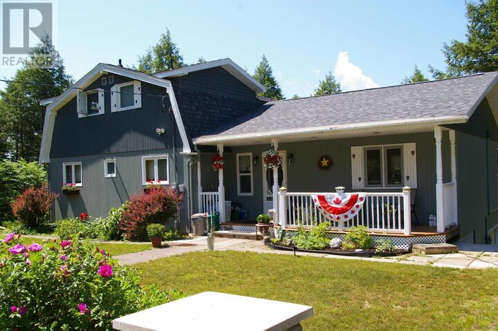 69 Thumb Cap Point Road  Labelle NS B0T 1E0 photo