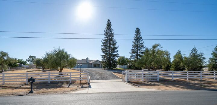 Property Photo: 16860 Monreal Road CA 93636