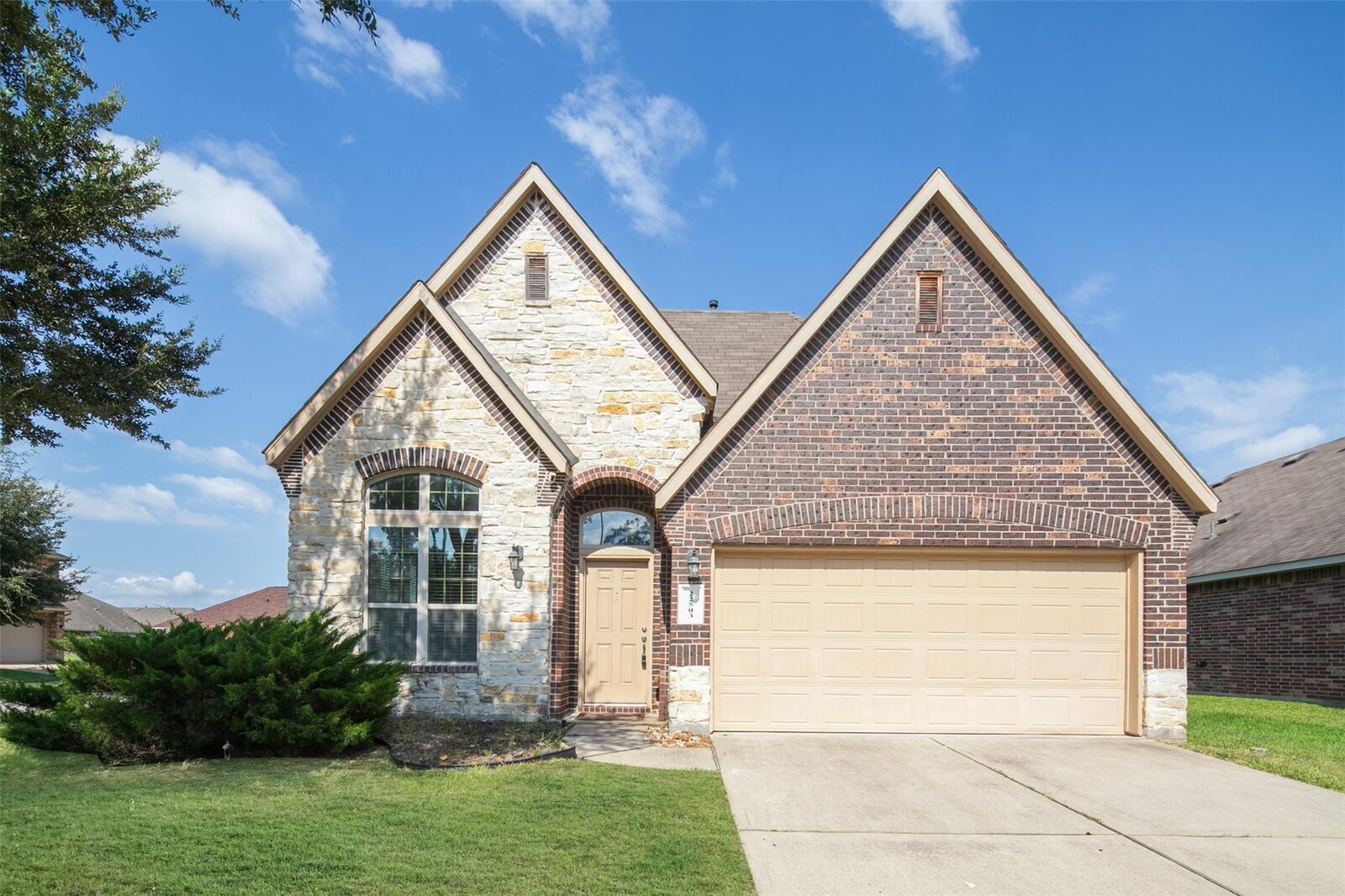 Property Photo:  22503 Forbes Field Trail  TX 77389 