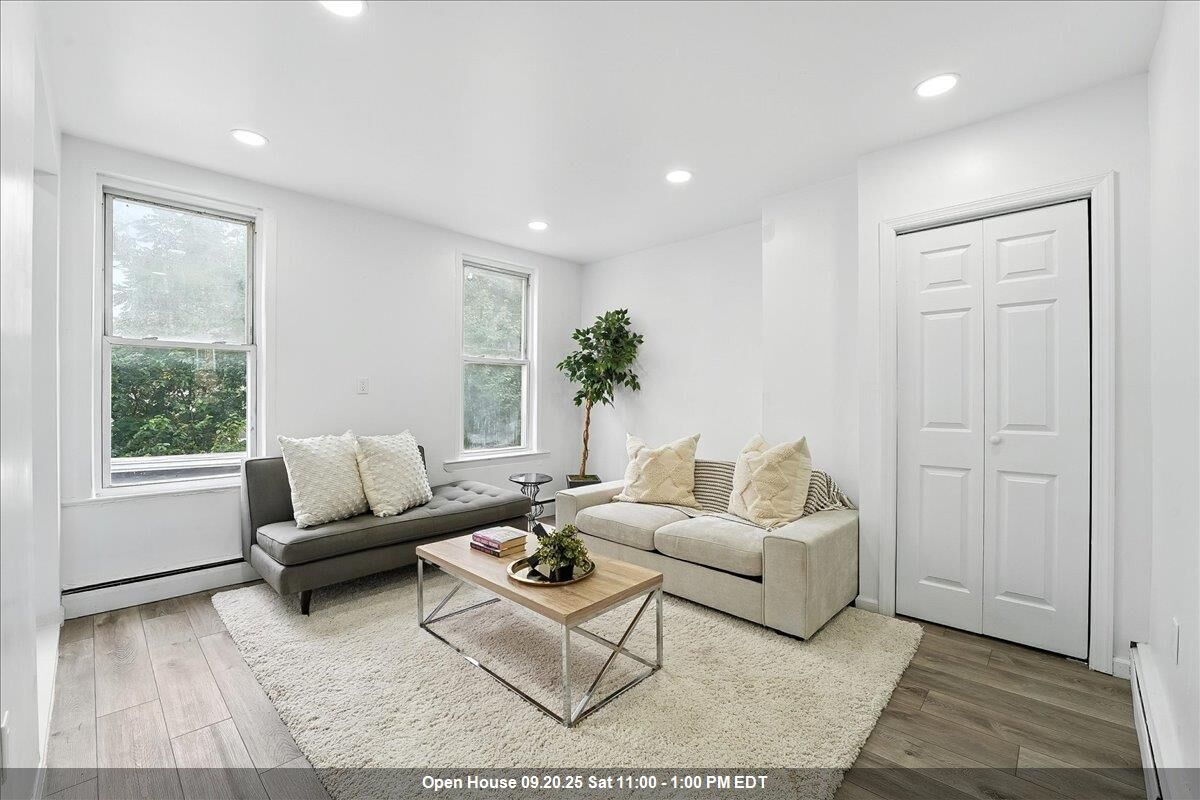 Property Photo:  283 Griffith St  NJ 07307 