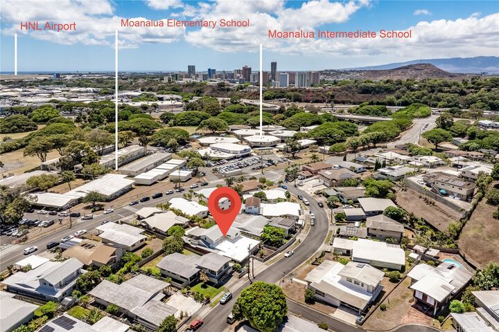 Property Photo: 1335 Maalahi Street HI 96819