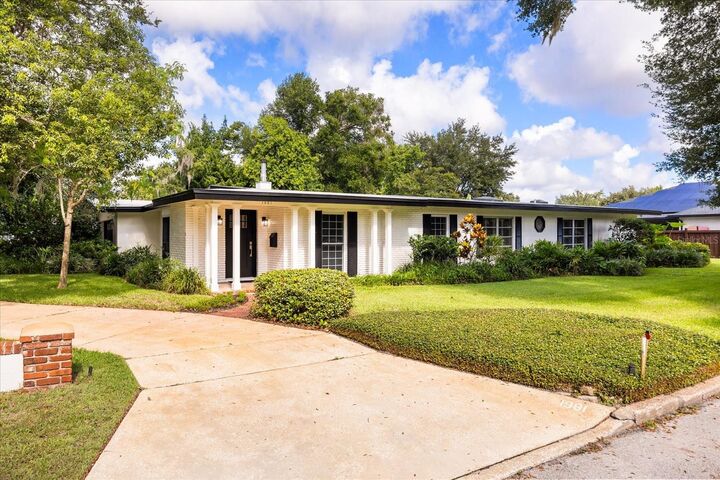 Property Photo: 1981 Blue Ridge Road FL 32789
