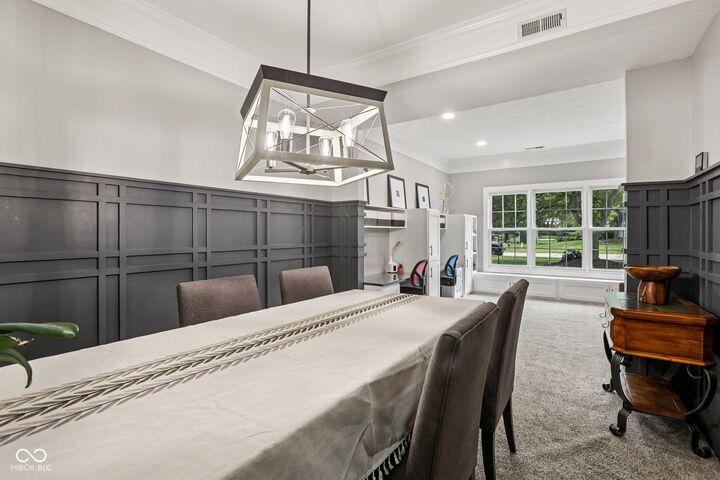 Property Photo:  1236 Beacon Court  IN 46032 