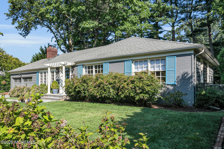 14 Spruce Drive  Fair Haven NJ 07704 photo