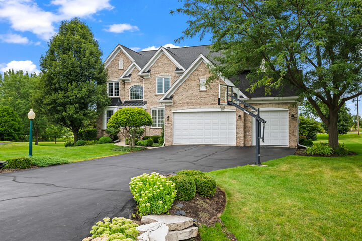 Property Photo: 15610 Botterman Road IL 60142