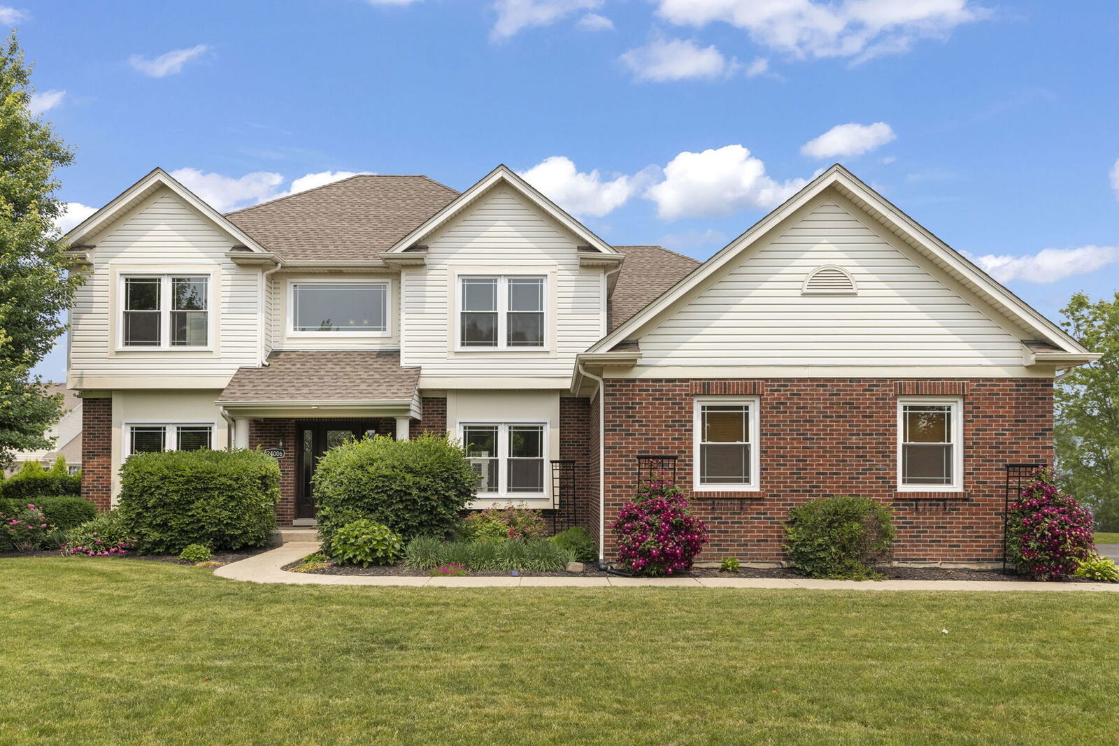 Property Photo: 24006 Skyler Lane IL 60586